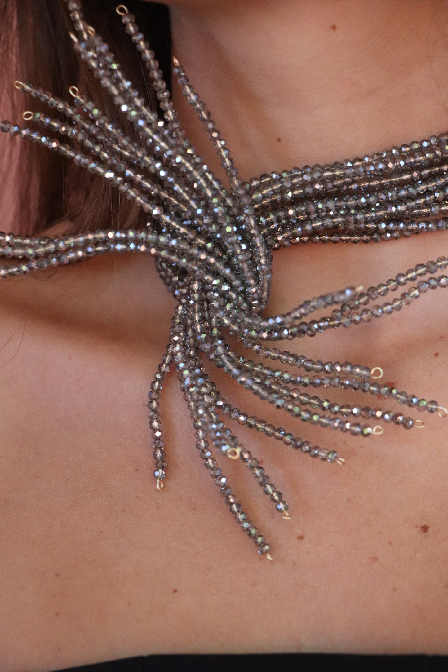Choker multiposición gris