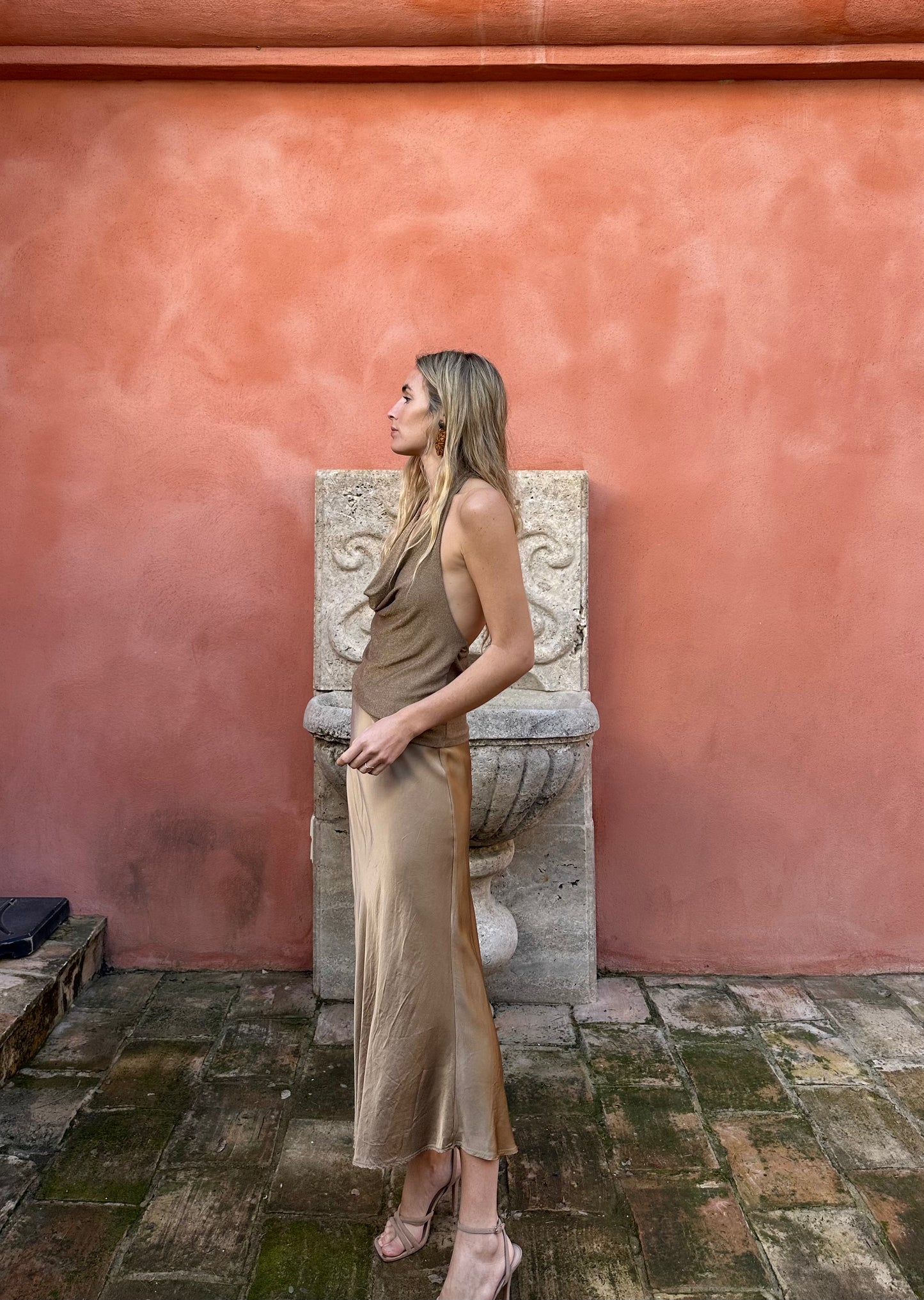 Falda raso camel