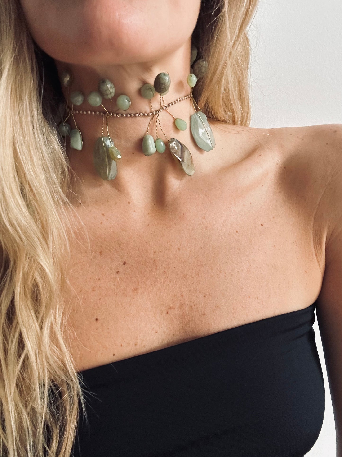 Choker mix piedras verde