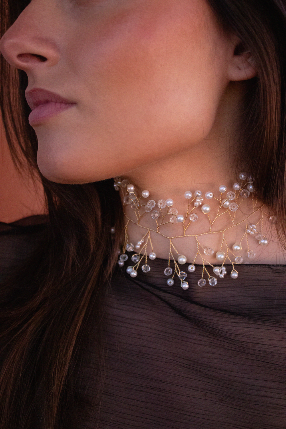 Choker flores y perlas