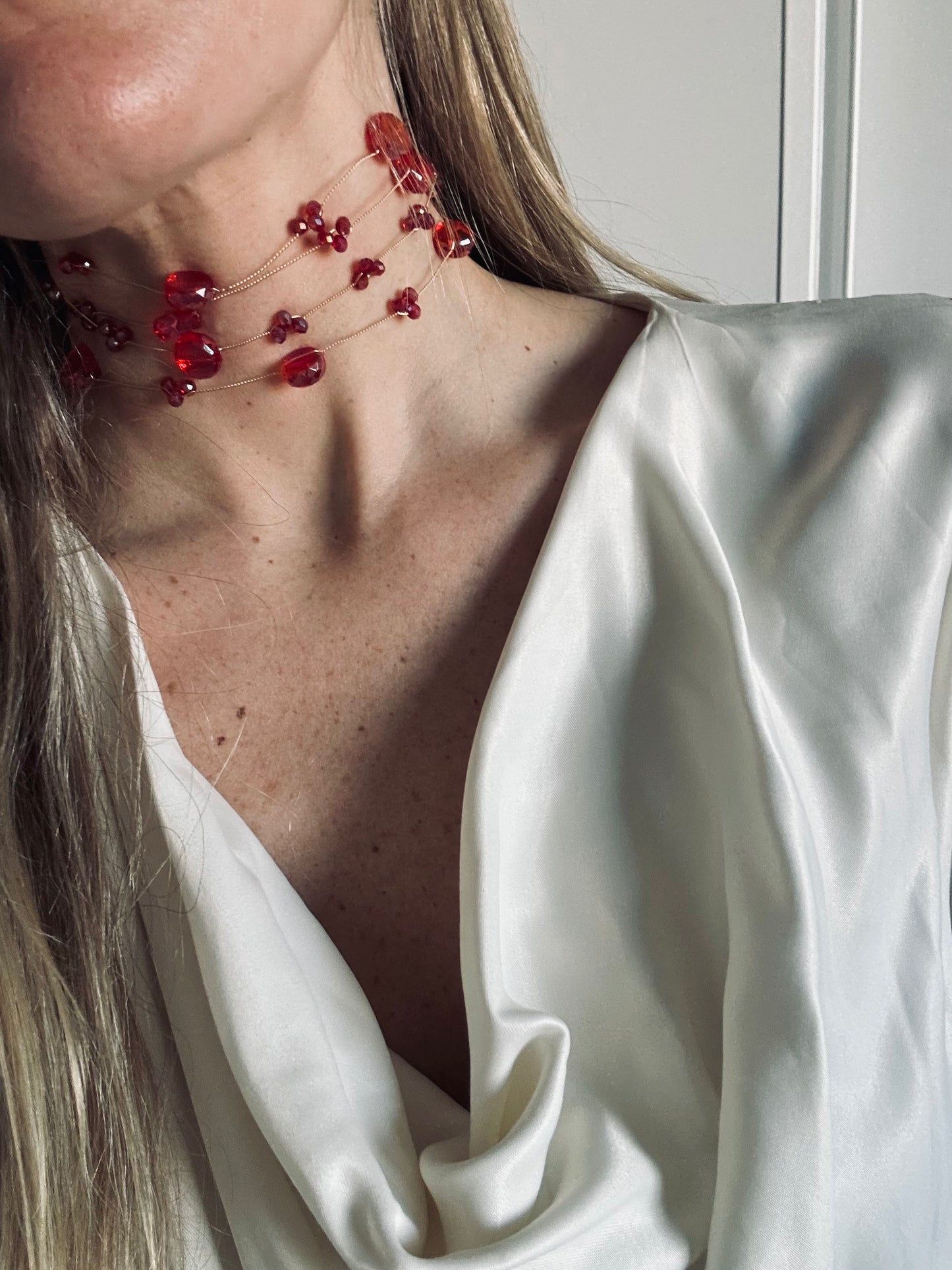 Choker medallones rojo