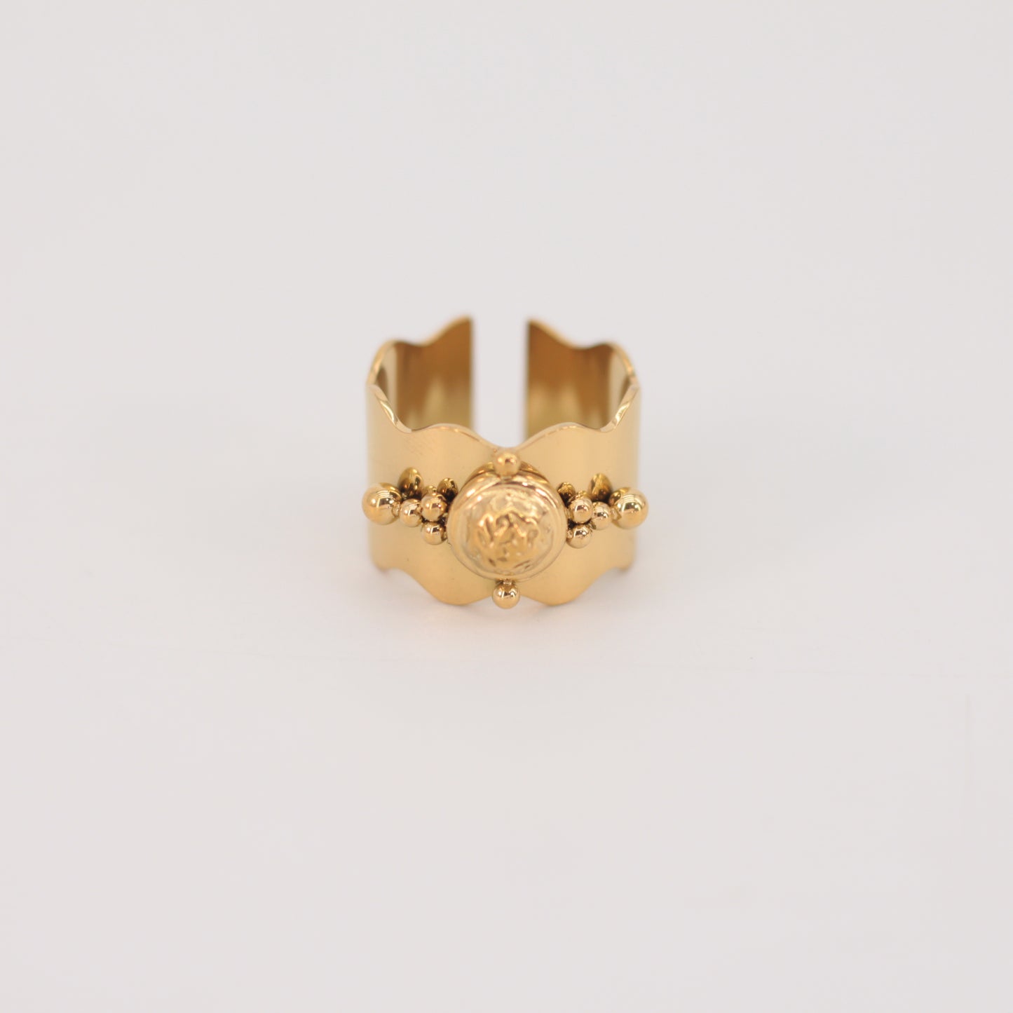 Anillo dorado ancho