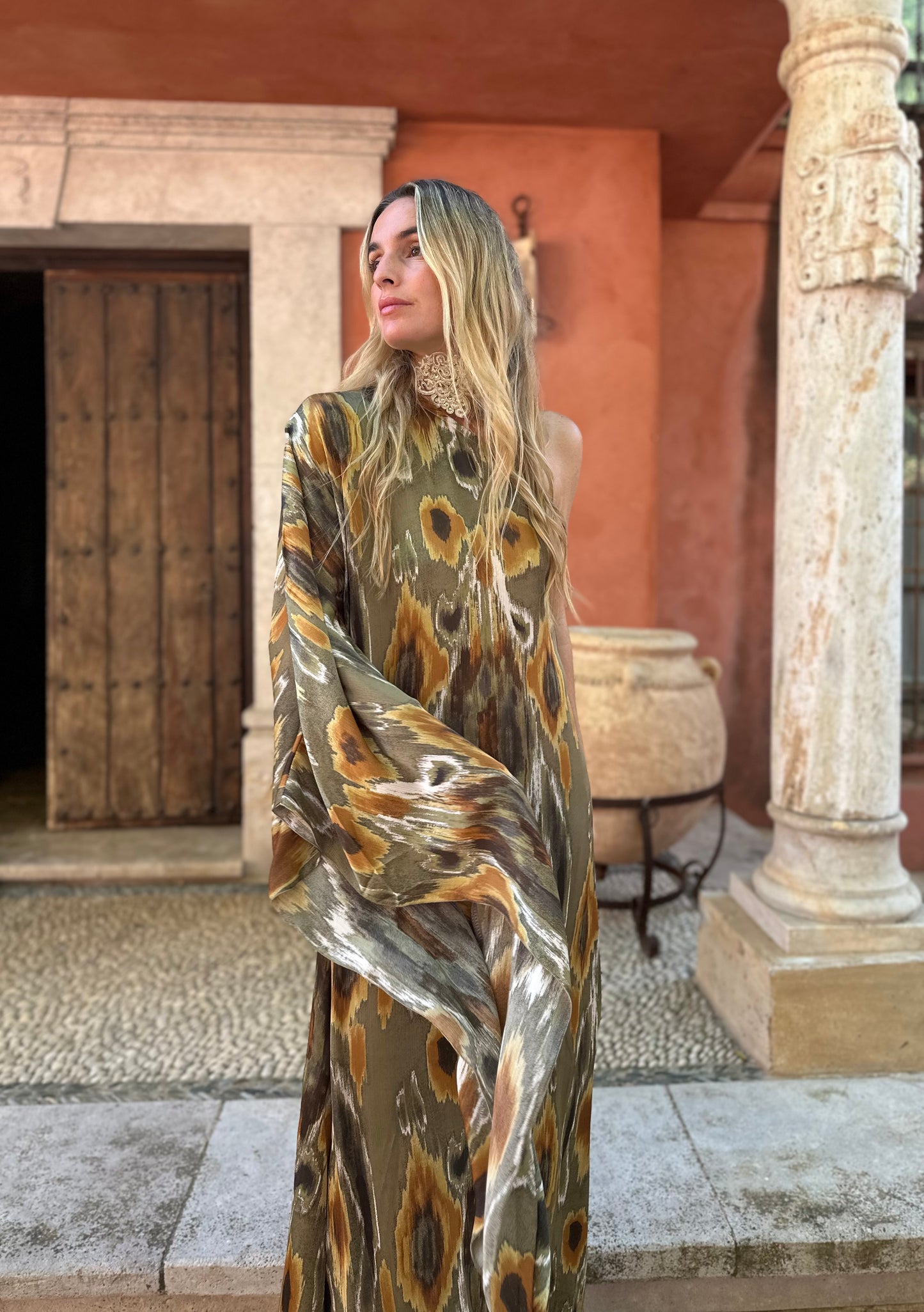 Vestido seda caqui