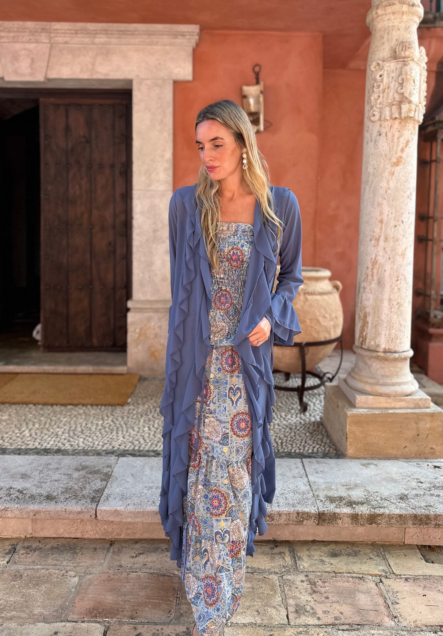 Abrigo gasa volantes azul grisáceo