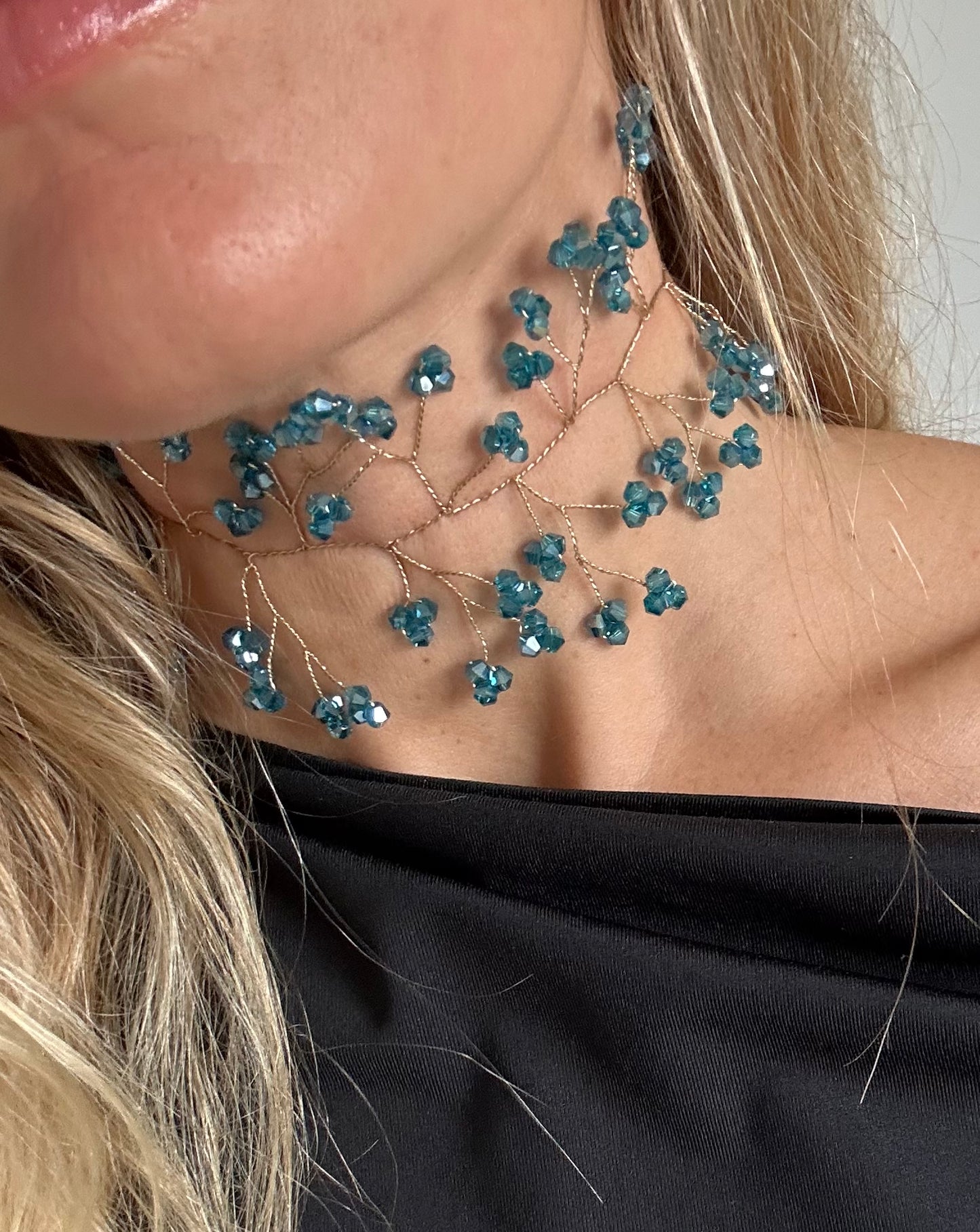 Choker piedras azulón
