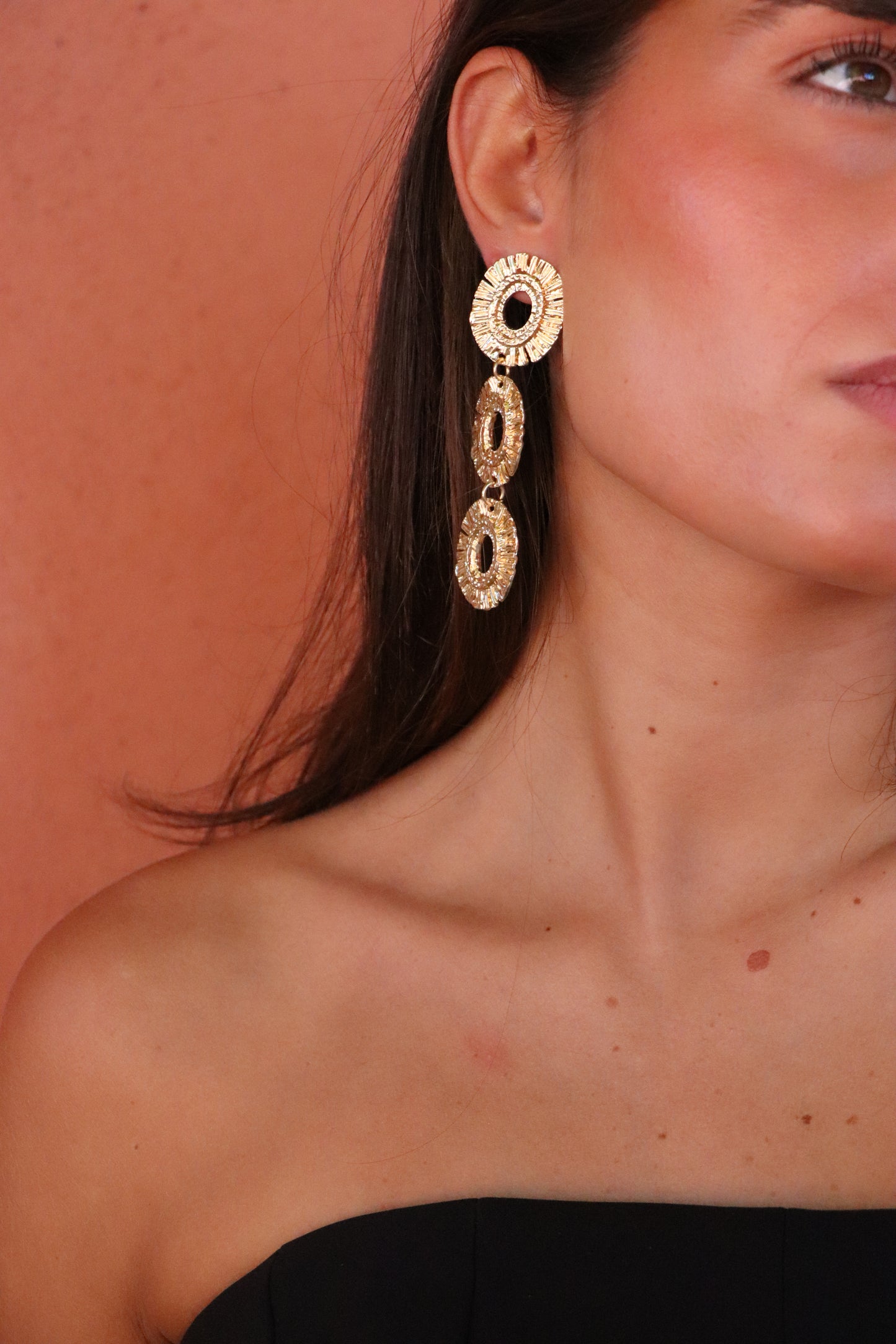 Pendientes flor dorado