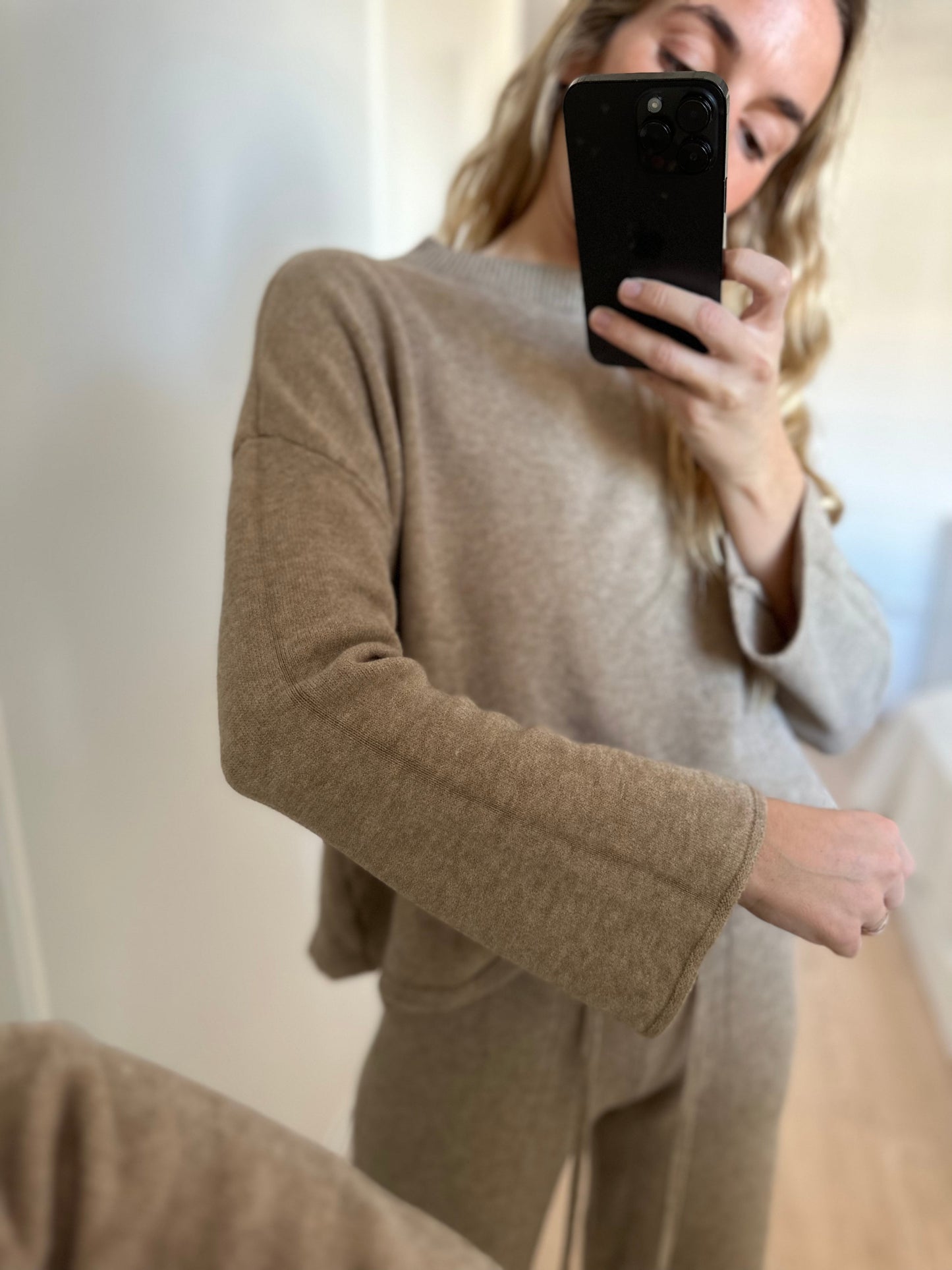 Pantalón punto beige