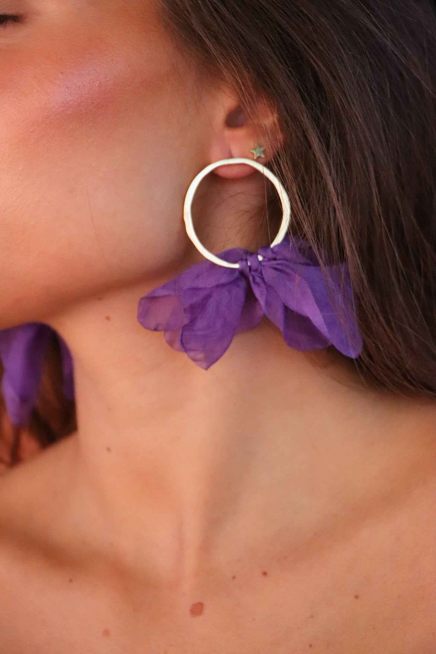 Pendientes lazada morado