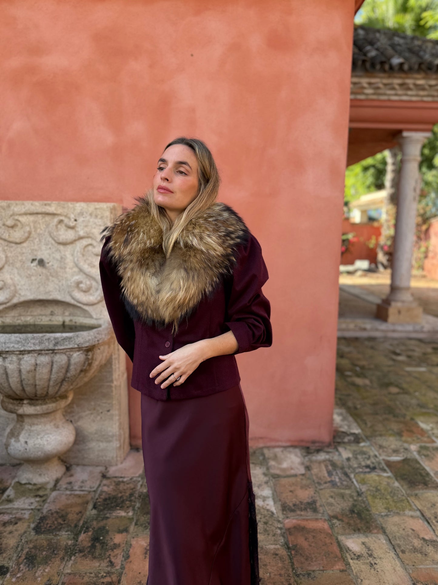 Chaqueta espiga berenjena