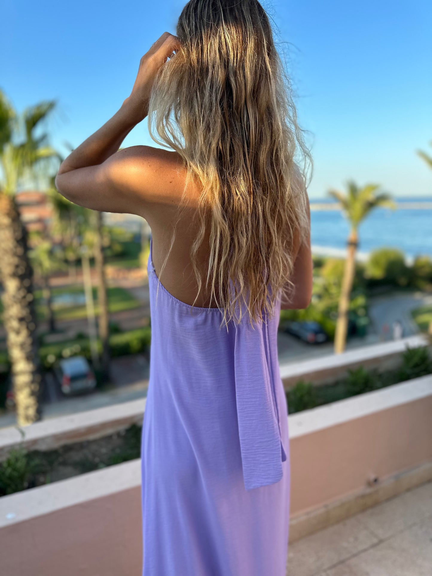 Vestido crepe lila