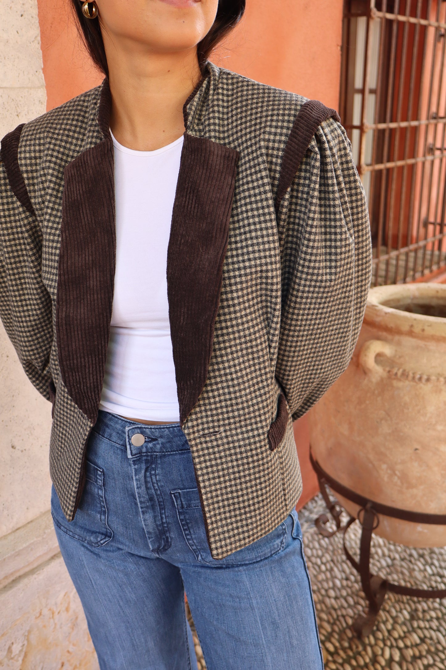 Chaqueta pata de gallo gris y beige