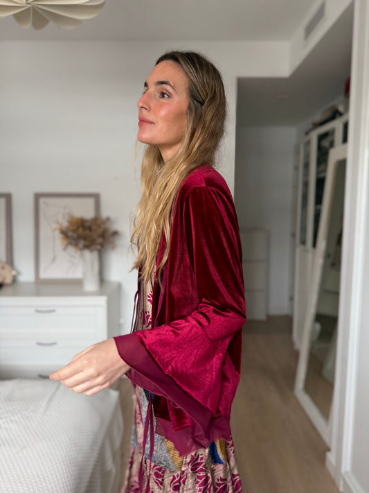 Chaqueta terciopelo y gasa burdeos