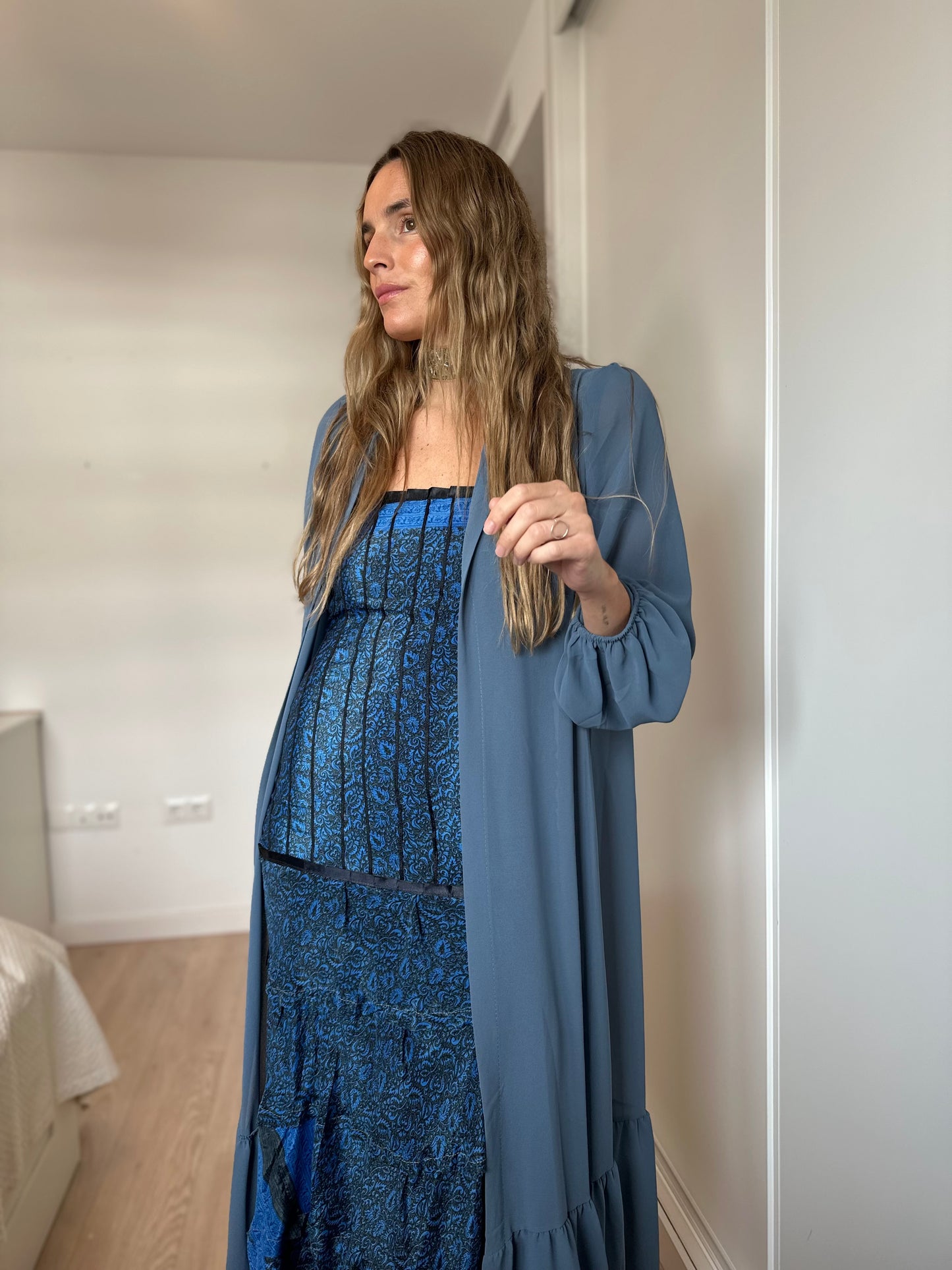 Abrigo gasa azul grisaceo