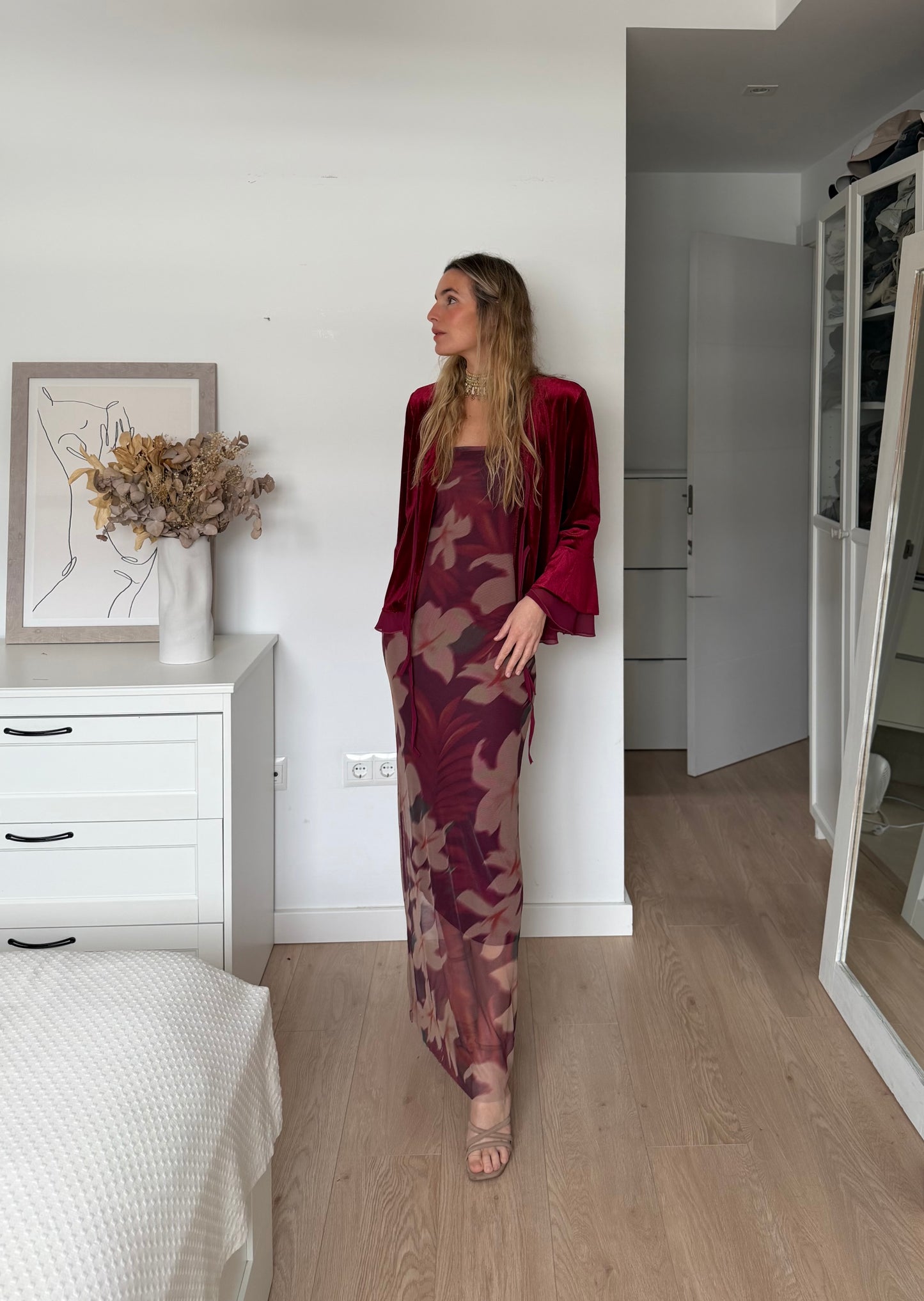 Vestido tul flores berenjena