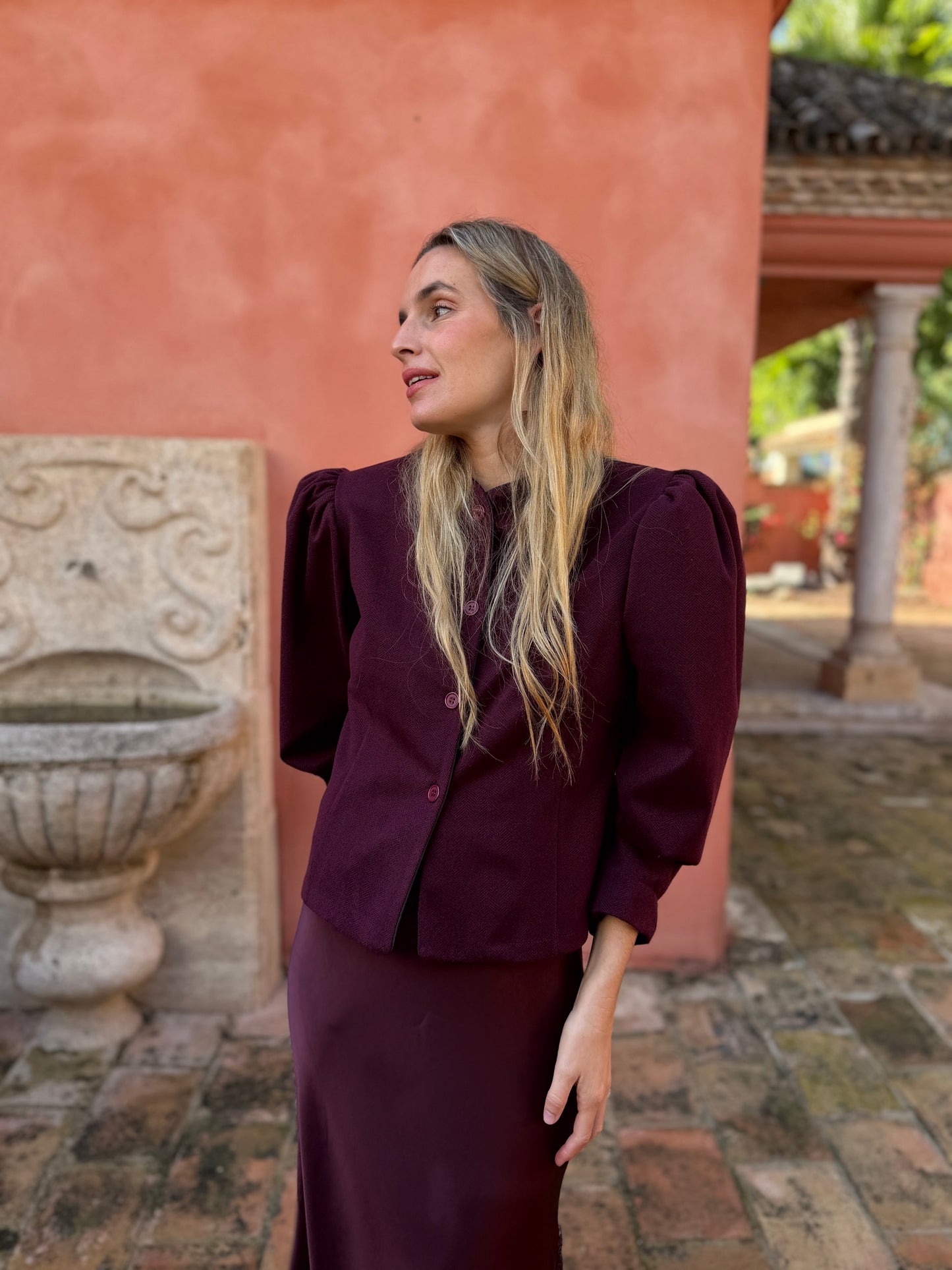 Chaqueta espiga berenjena