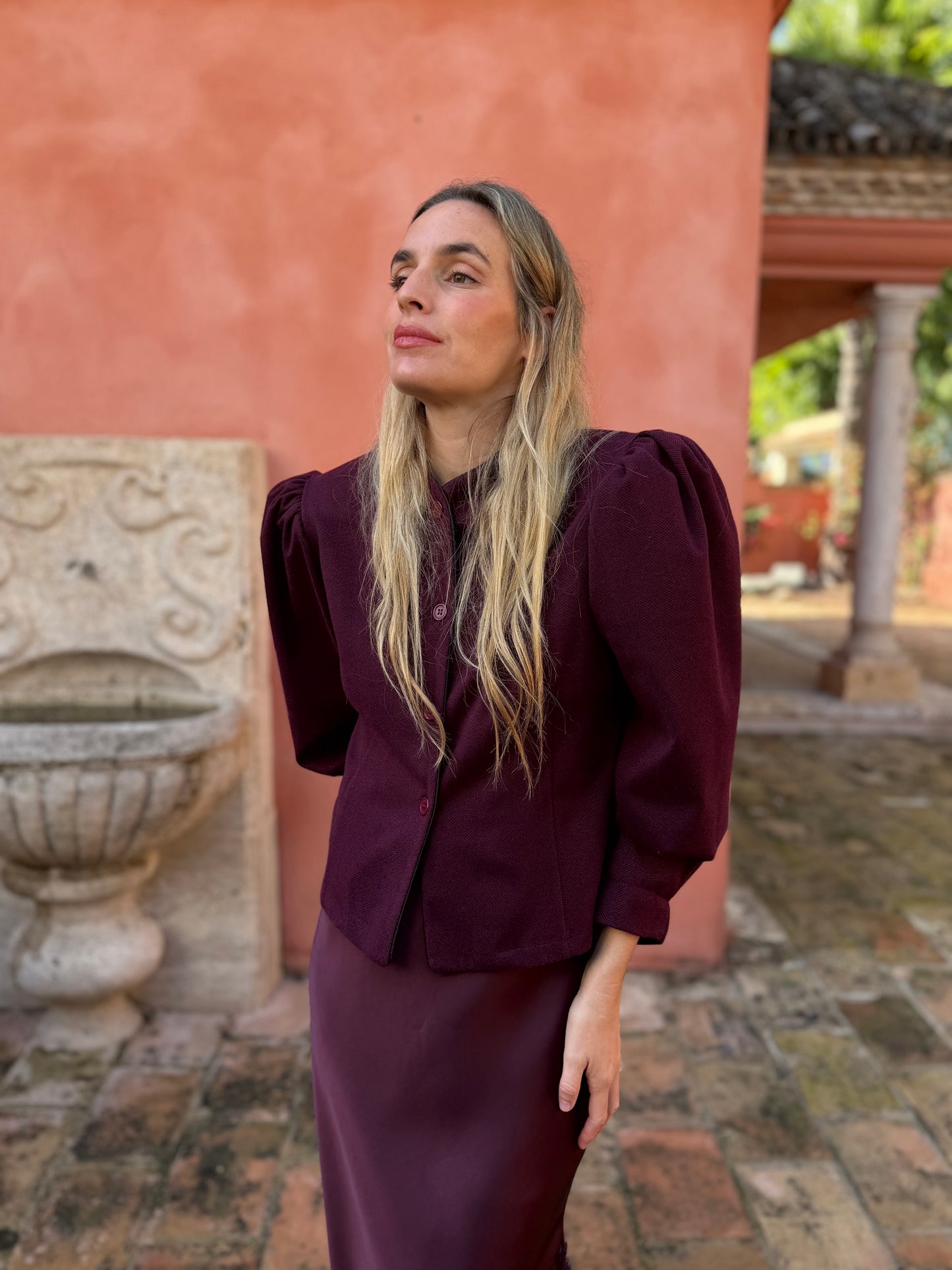 Chaqueta espiga berenjena