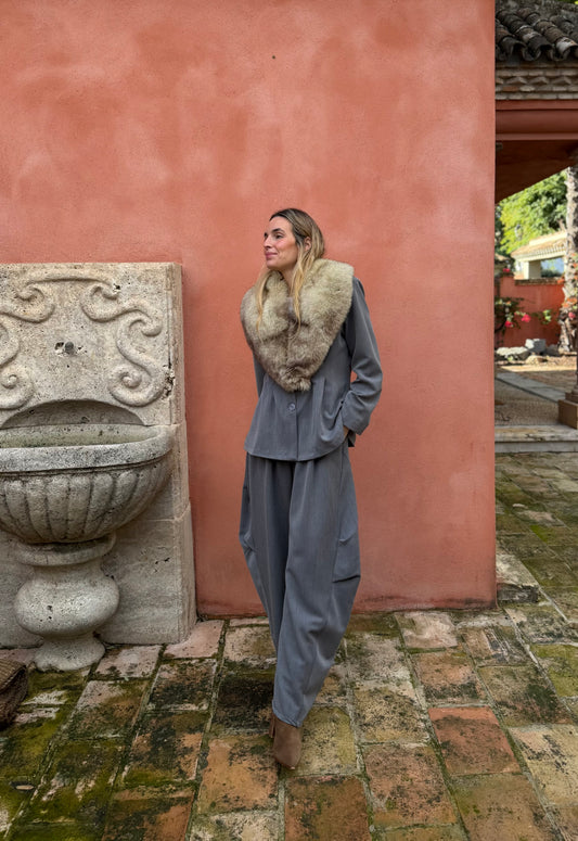 Pantalón traje tablas gris