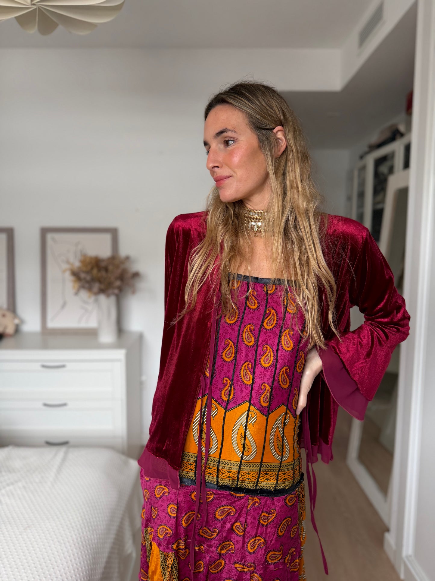 Chaqueta terciopelo y gasa burdeos