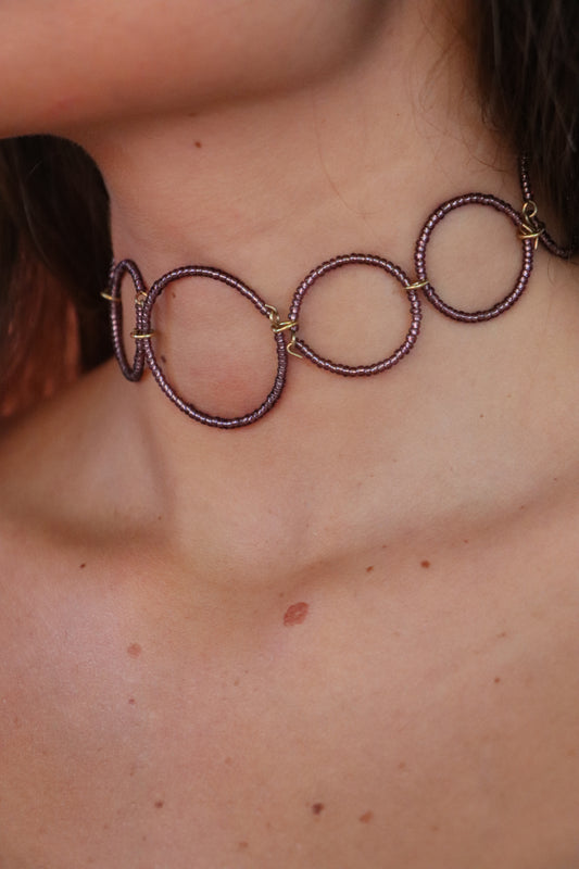 Choker bolitas berenjena