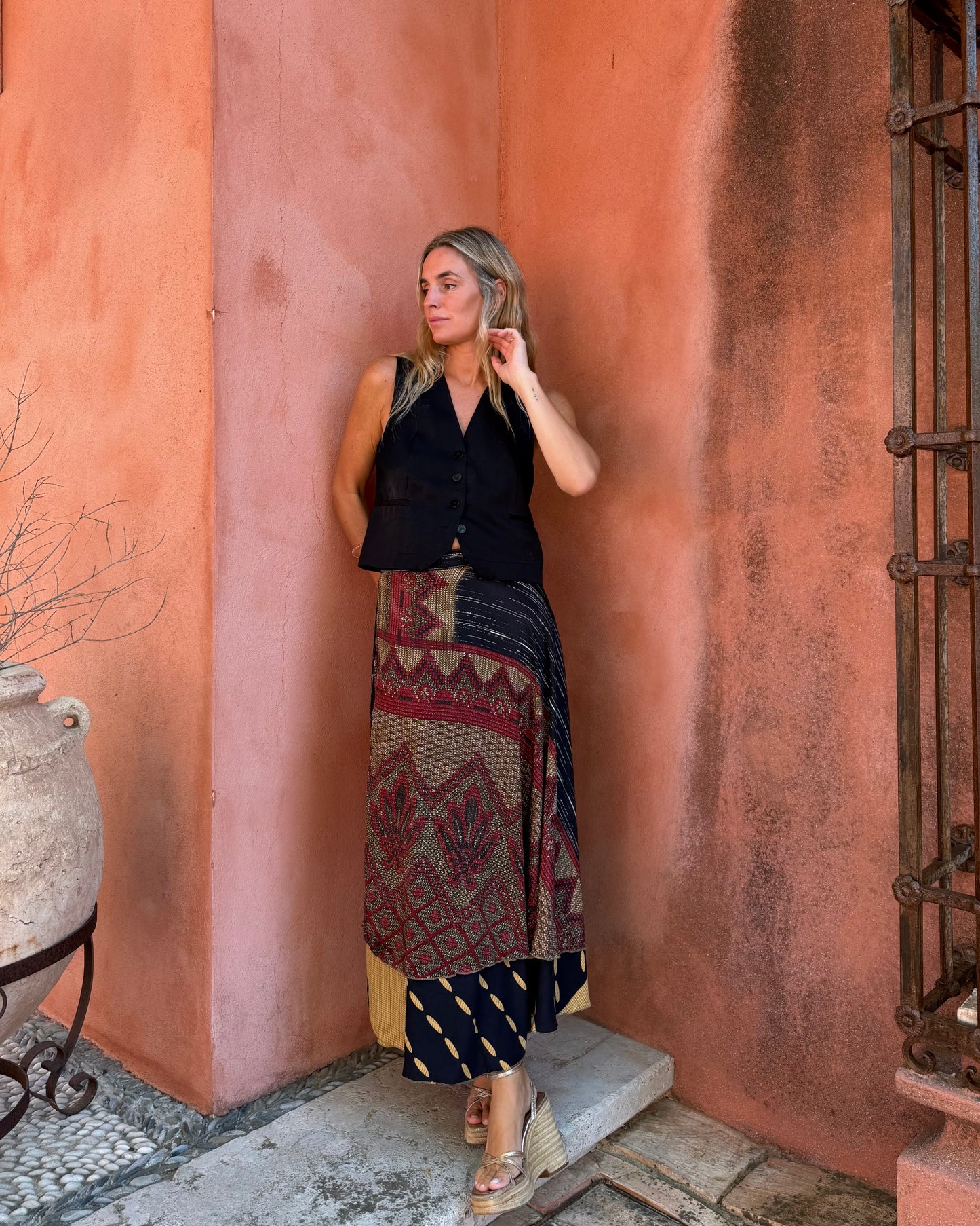 Falda India 260