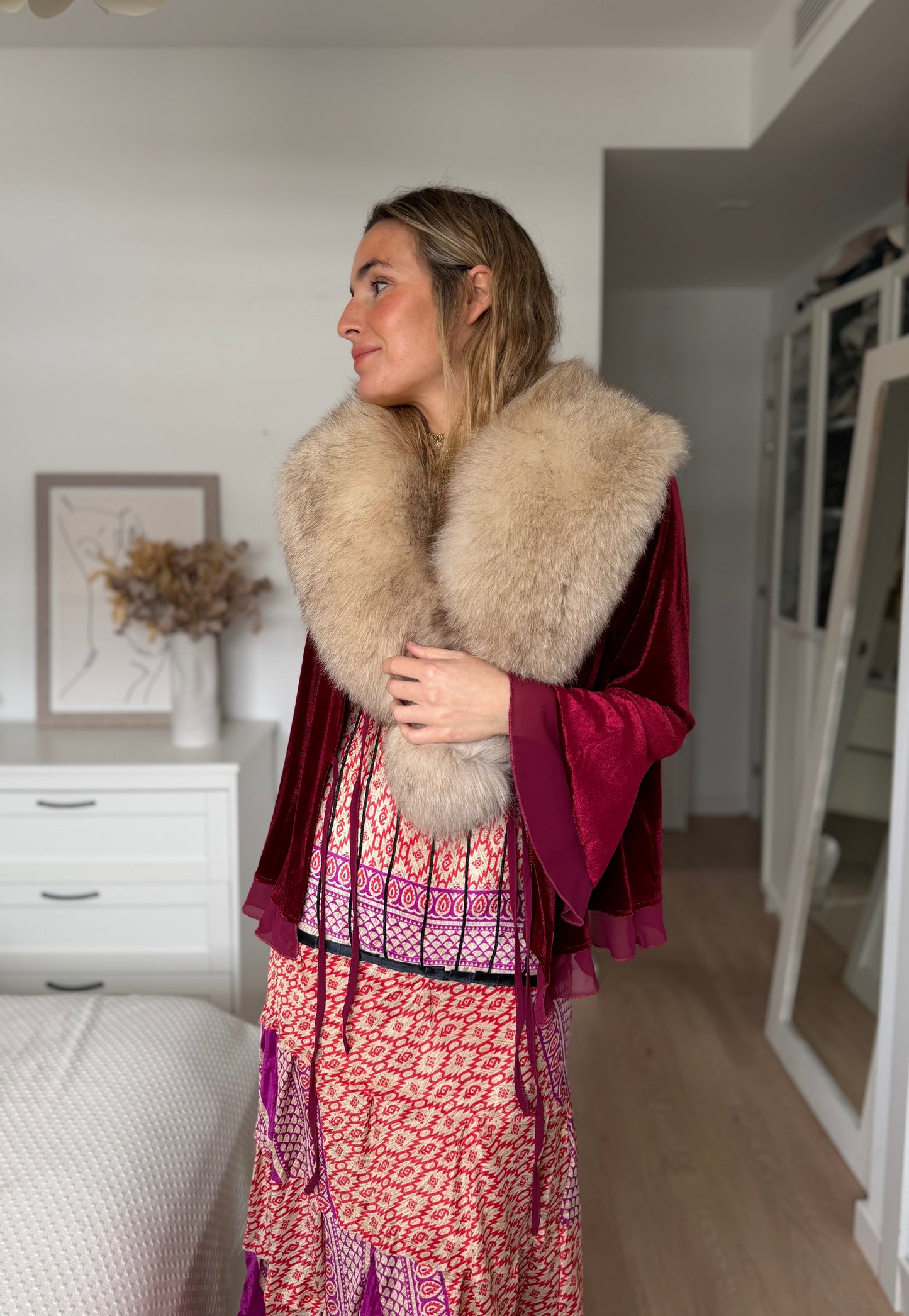Chaqueta terciopelo y gasa burdeos