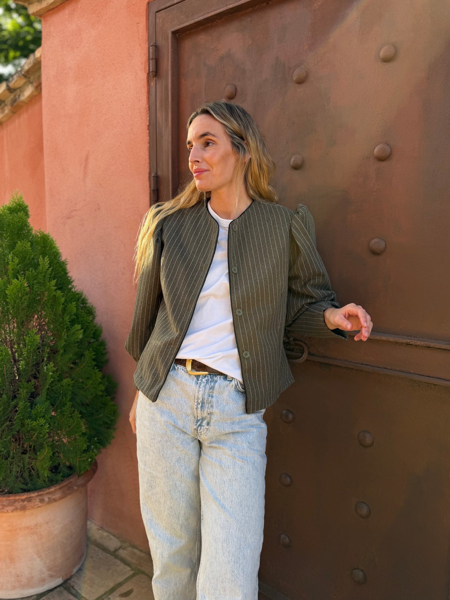 Chaqueta raya diplomática caqui