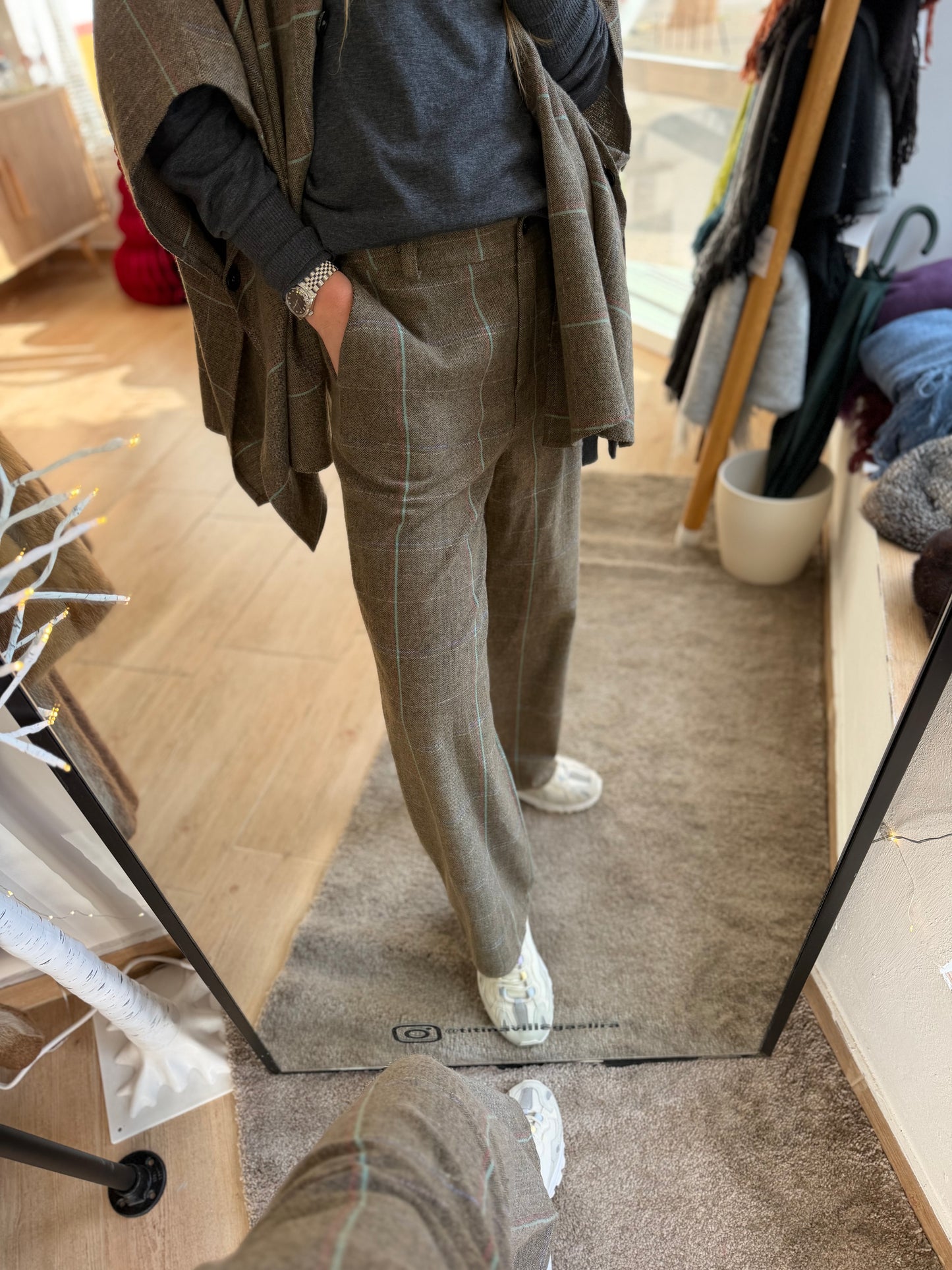 Pantalón lana cuadros beige