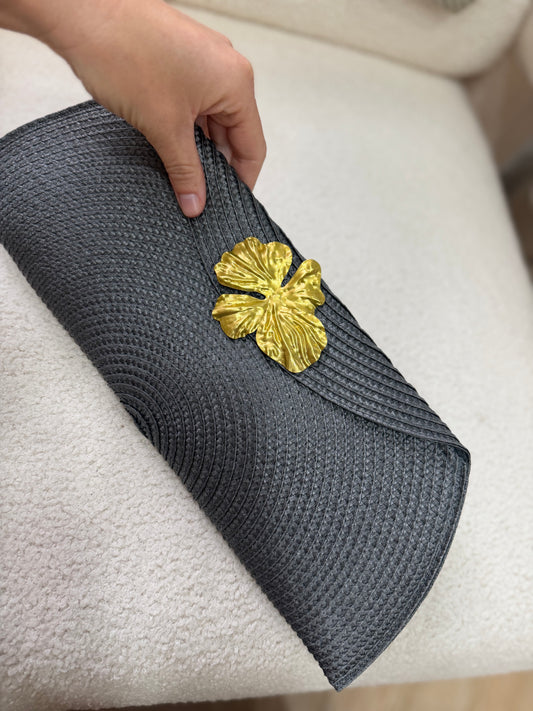 Cartera gris oscuro flor