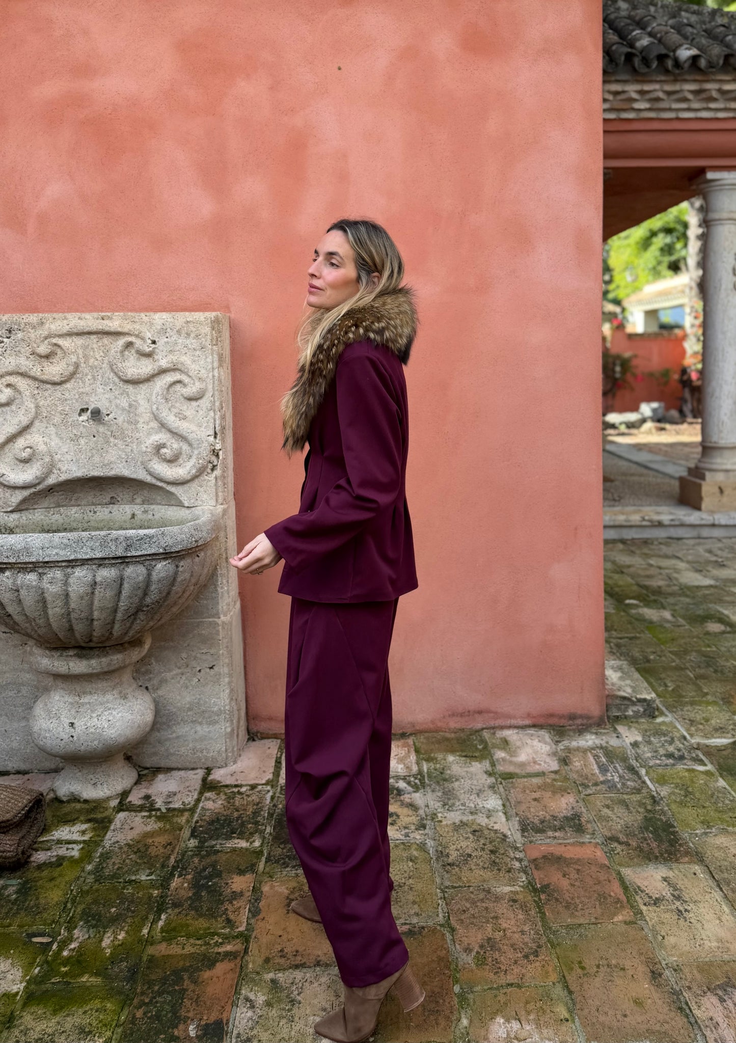 Pantalón traje tablas burdeos