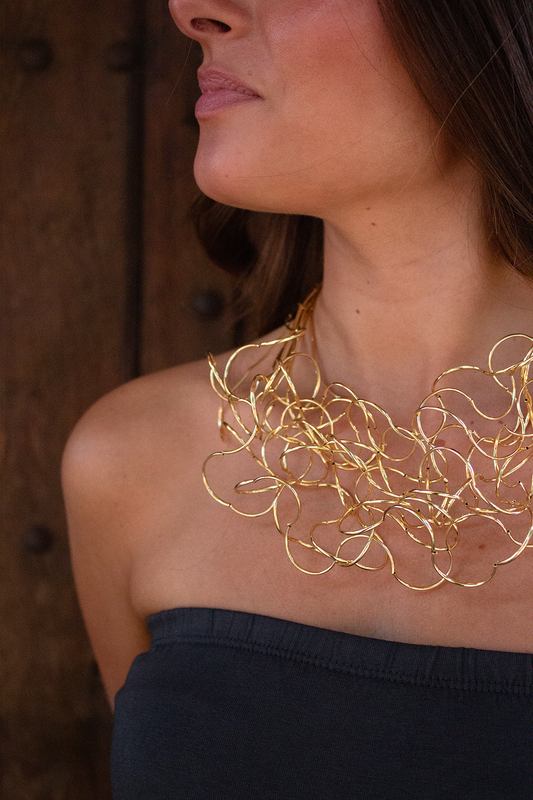 Choker hilo dorado