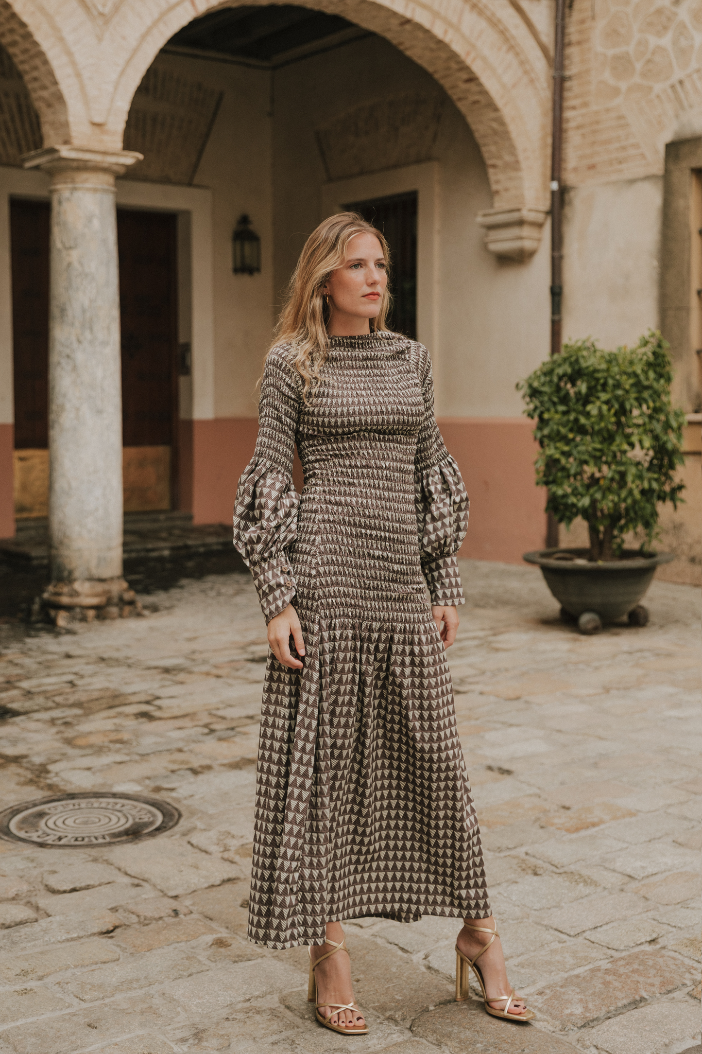 Vestido Toscana berenjena oscuro