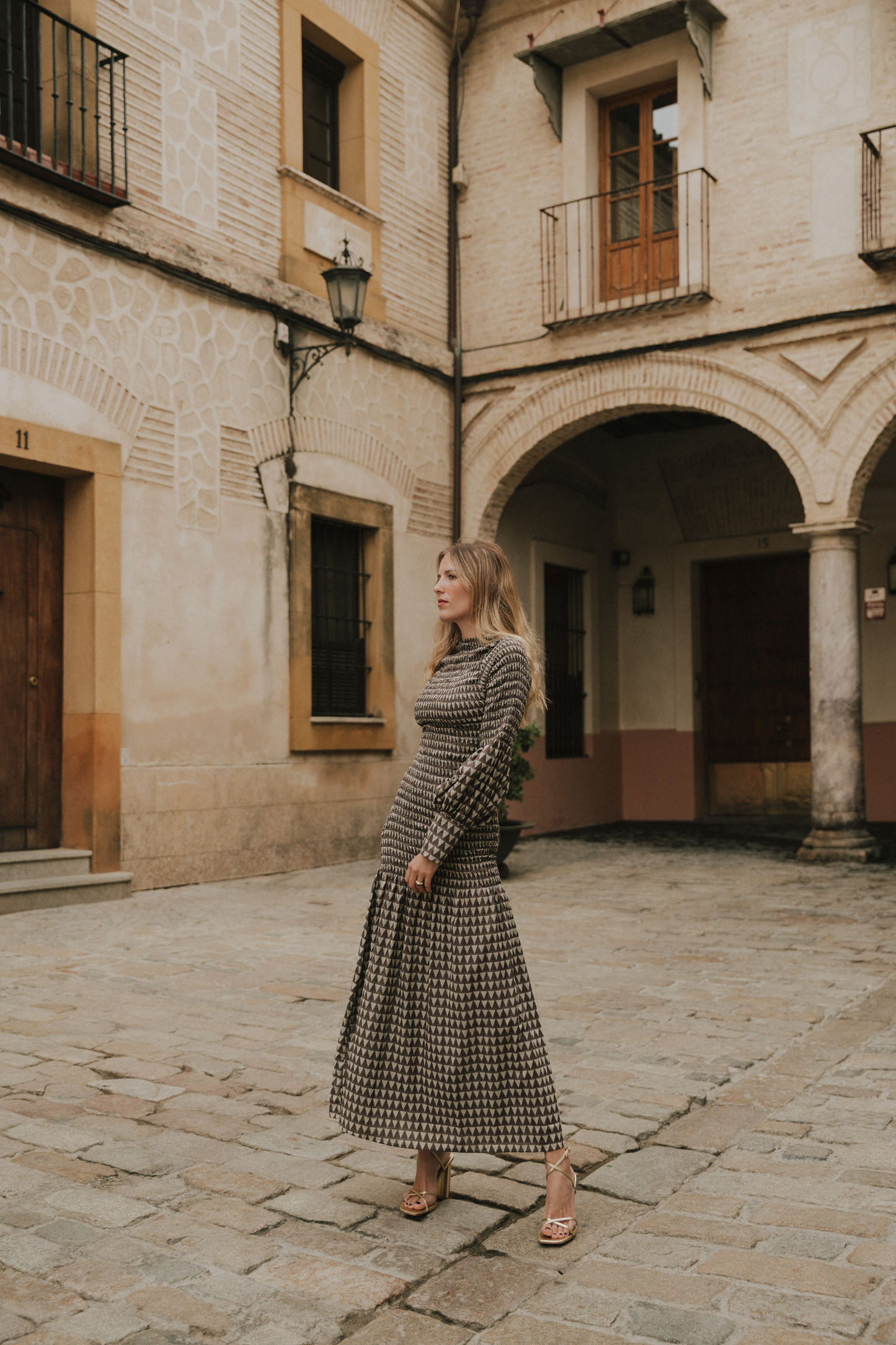 Vestido Toscana berenjena oscuro