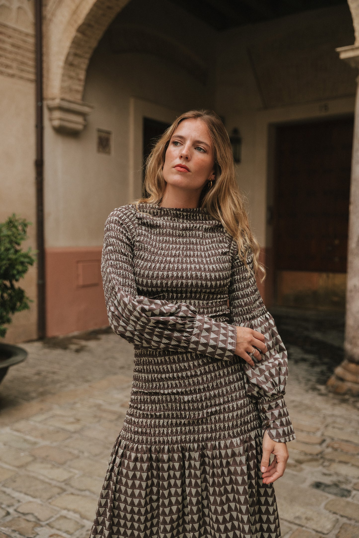 Vestido Toscana berenjena oscuro